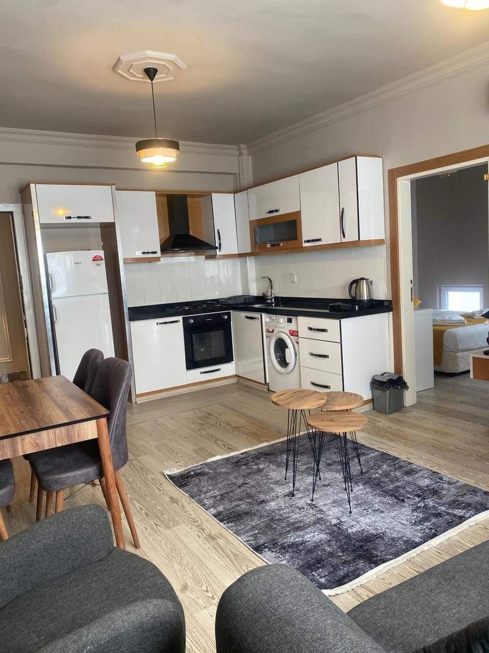 Kitchen or kitchenette, kitchen, kitchen