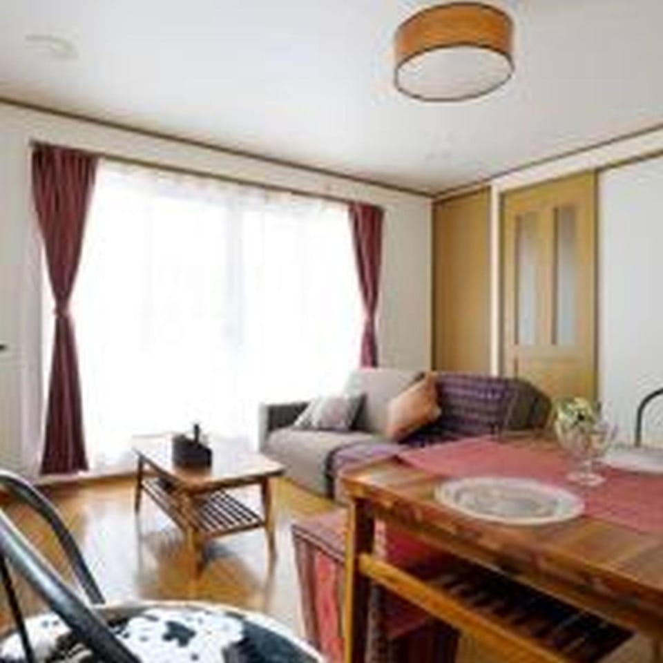 Tsuruhashi House 鶴橋戸建 Apartment in Osaka