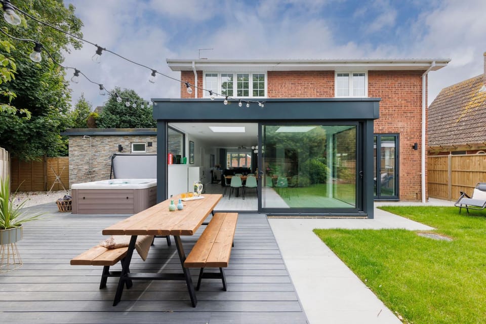 Property building, Seating area, Dining area, Garden view