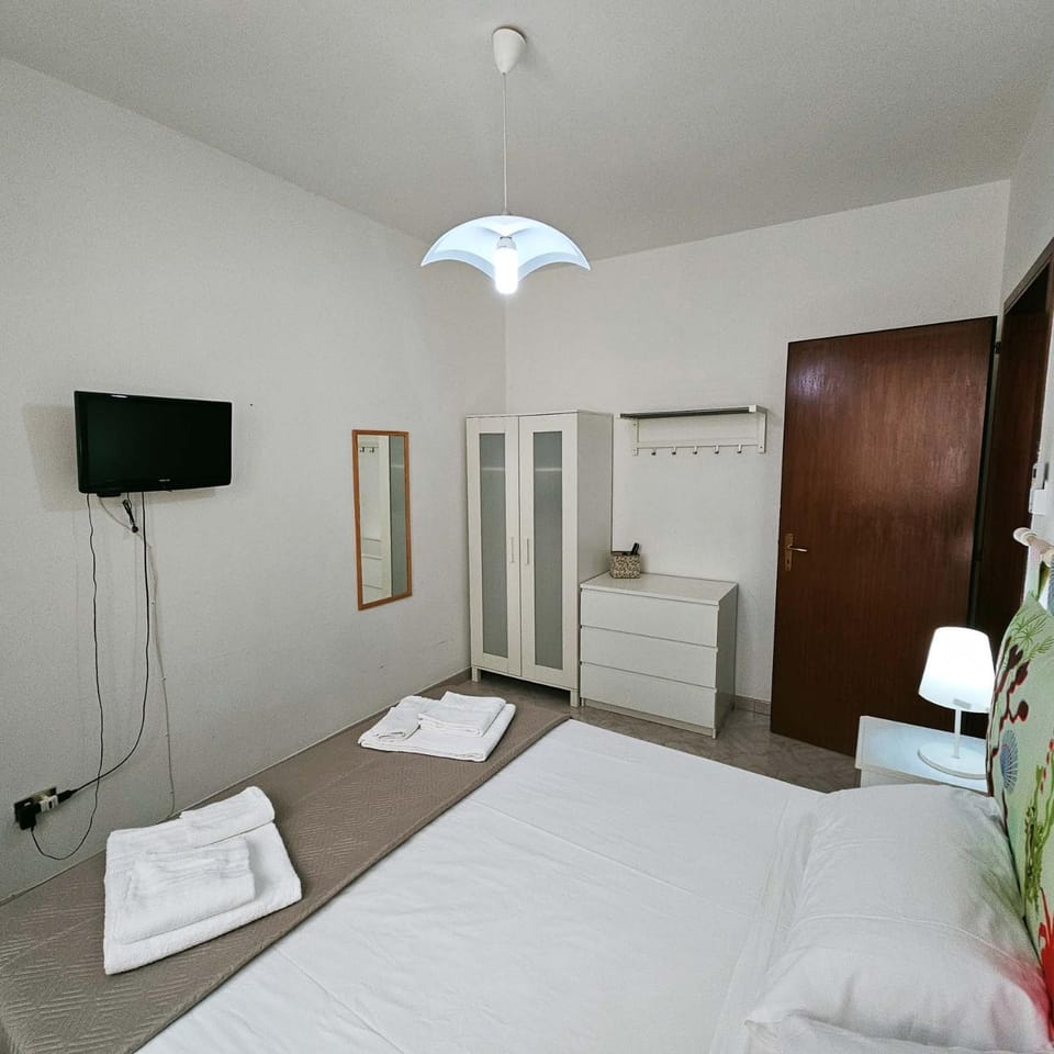 TV and multimedia, Bedroom