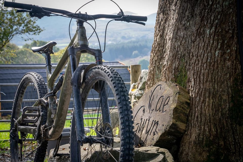 MTB Jumps View Pod Campground/ 
RV Resort in Trawsfynydd