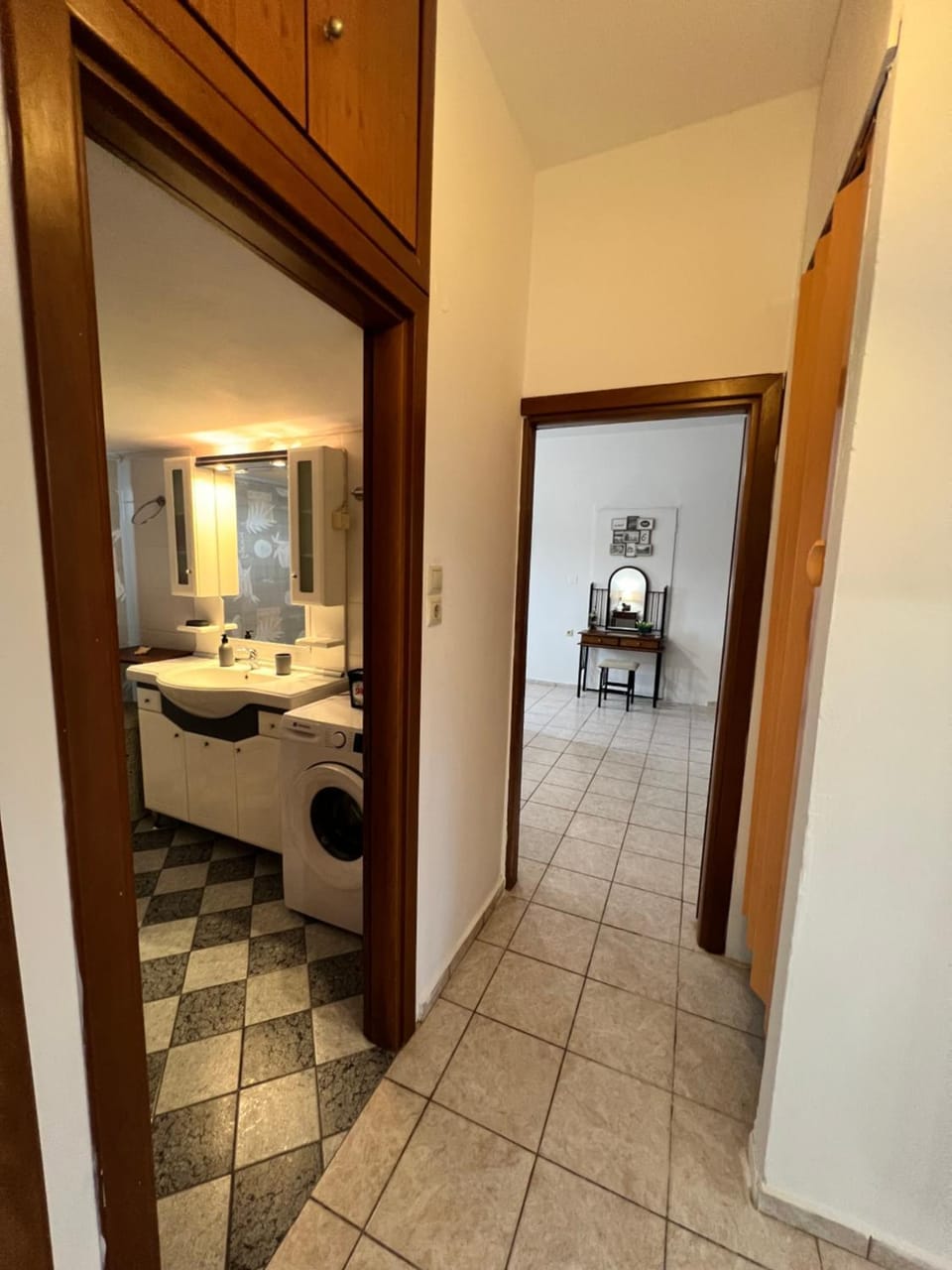 Toilet, Bathroom, Photo of the whole room