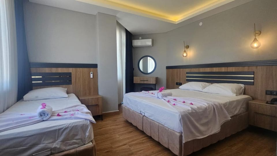Photo of the whole room, Bedroom, air conditioner