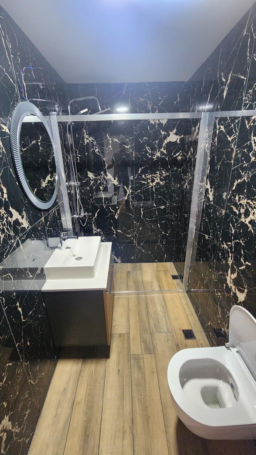 Shower, Toilet, Bathroom