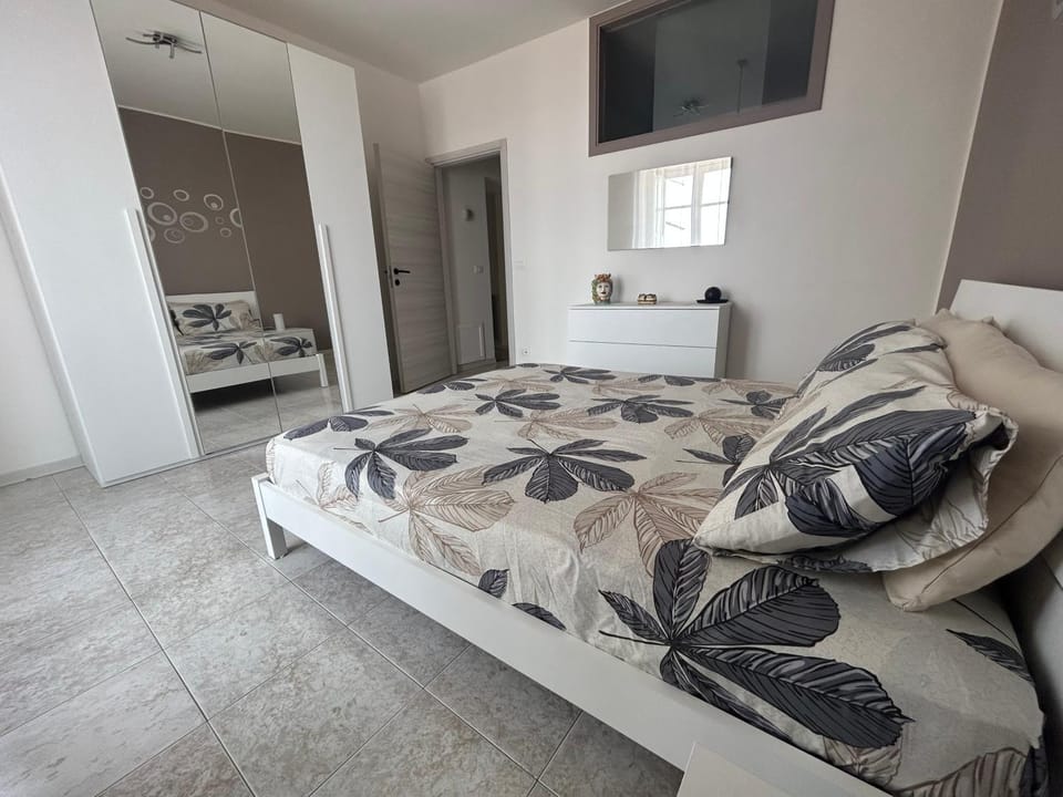 B&BPorta Reale Apartment in Patti