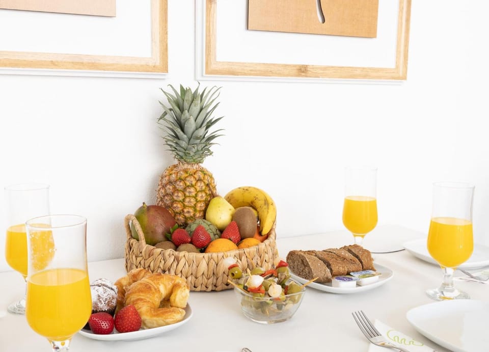 Food and drinks