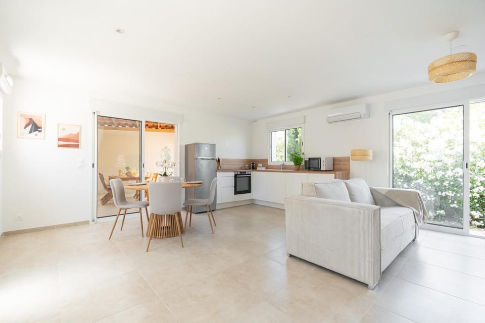 Villa Mimosa Villa in Marignane