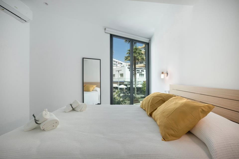 Living room, Bedroom