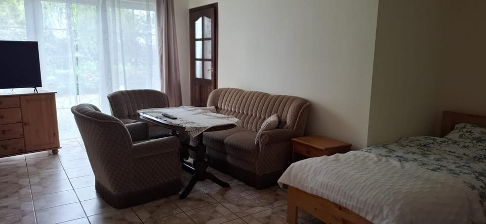 Dworek Pod Kasztanami Grzybowo Bed and Breakfast in West Pomeranian Voivodeship, Poland