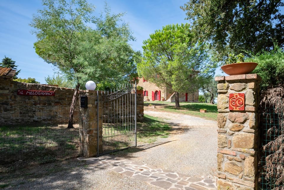 IL MELOGRANO Apartment in Tuscany