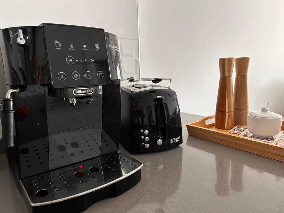 Coffee/tea facilities, Kitchen or kitchenette, toaster