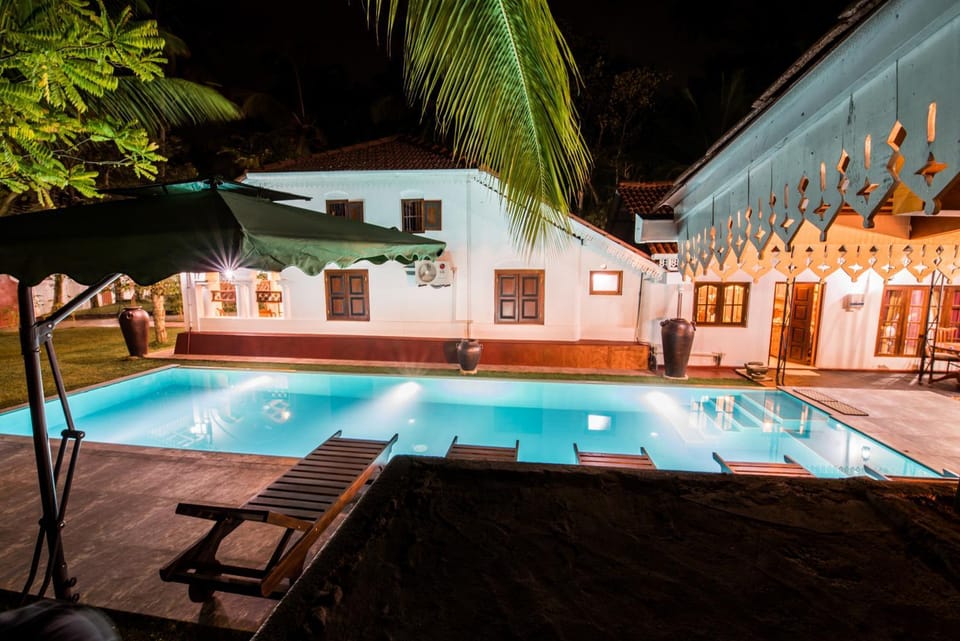 Swimming pool, Swimming pool