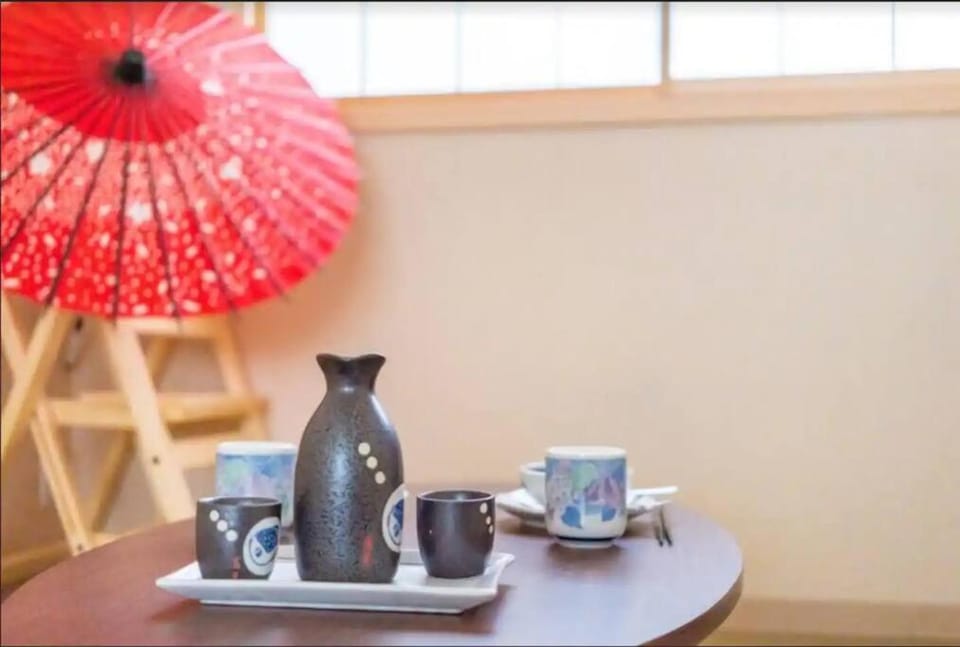Coffee/tea facilities, Dining area