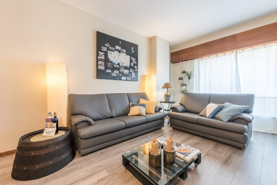 Woodwork Apartment Apartment in Porto