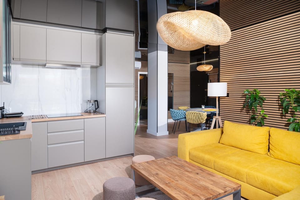 Kitchen or kitchenette, Living room