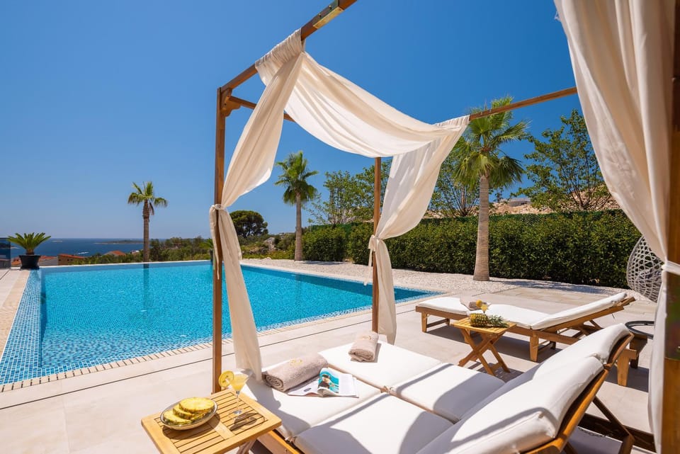 Patio, Day, Natural landscape, Pool view, Swimming pool, sunbed