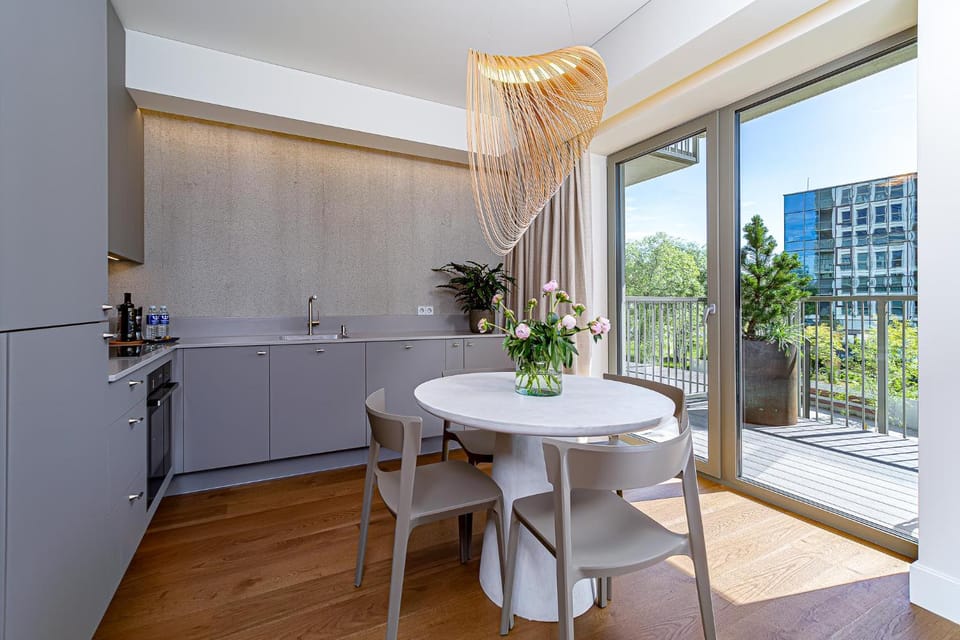 Living room, Dining area