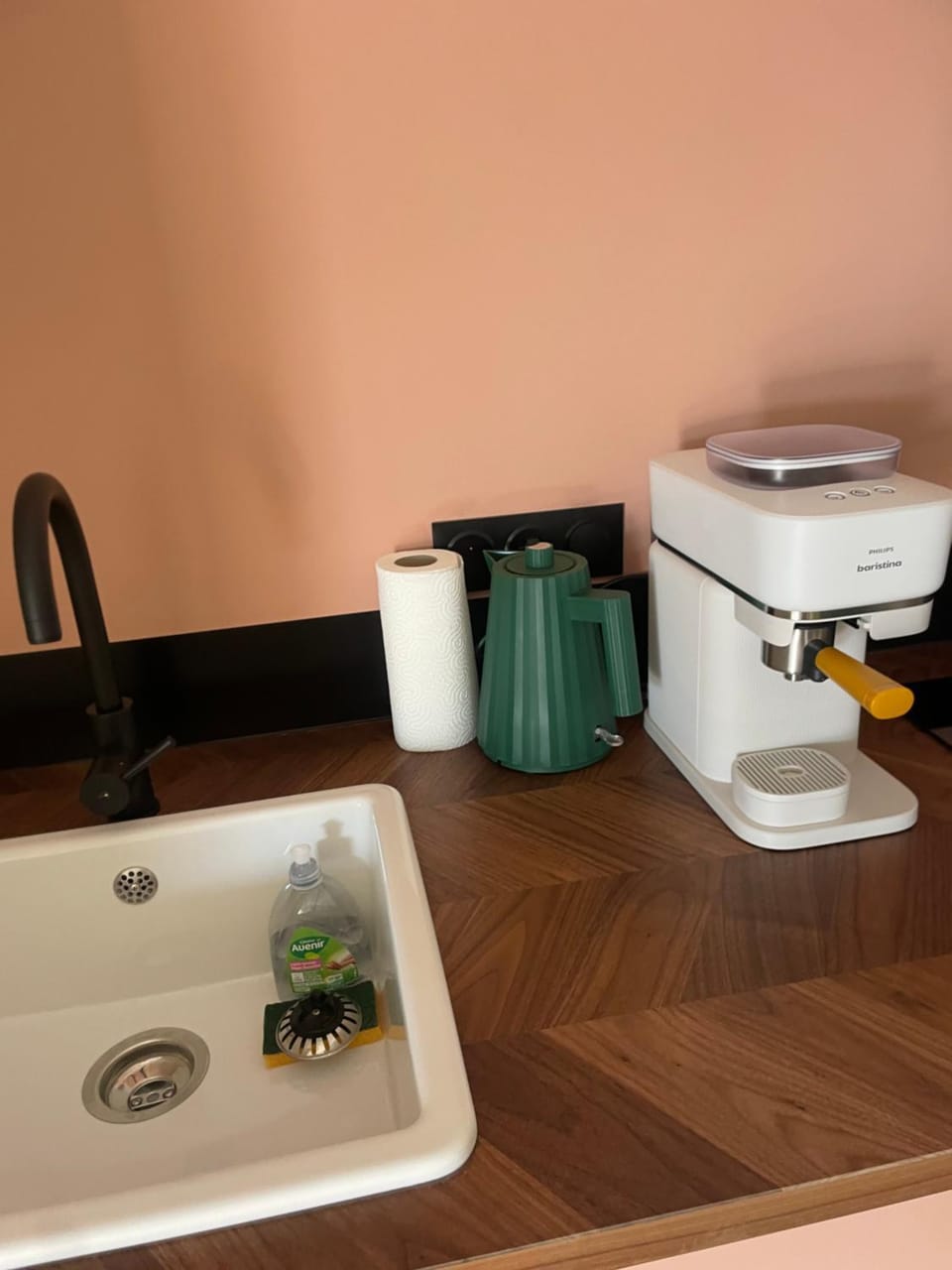 A 2 pas du lac Apartment in Canton of Geneva