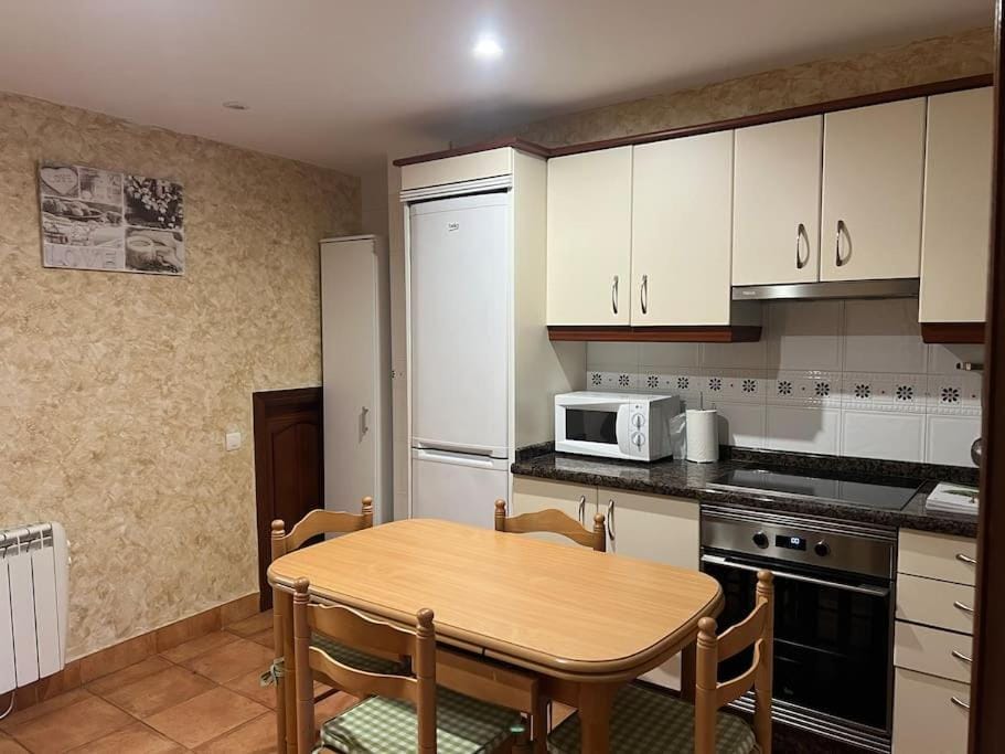 Casa con terraza en el casco House in O Eume