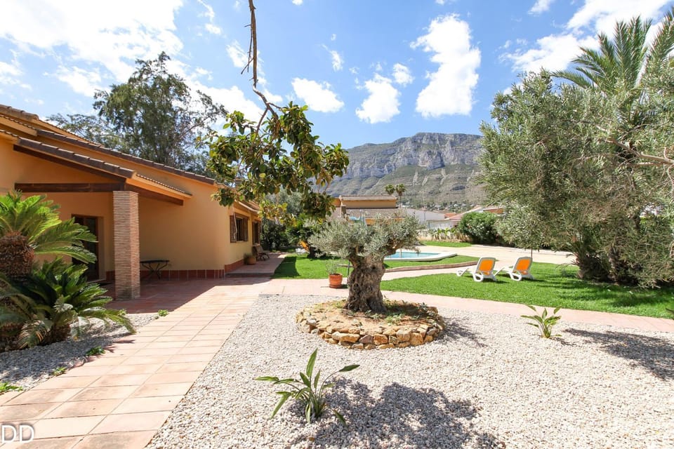 Tulipa House in Marina Alta