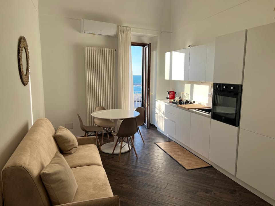 Kitchen or kitchenette, Living room, Dining area, oven, stove