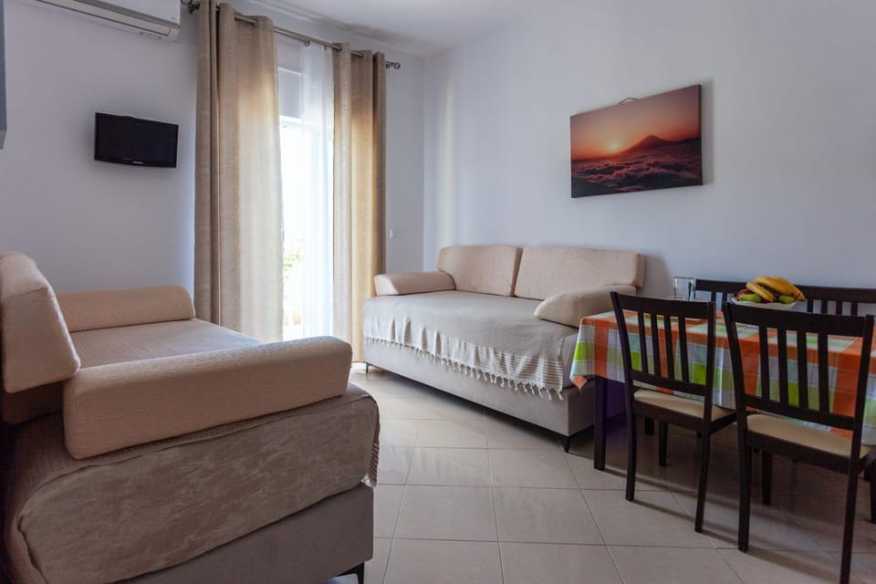 Bed, Living room, Dining area