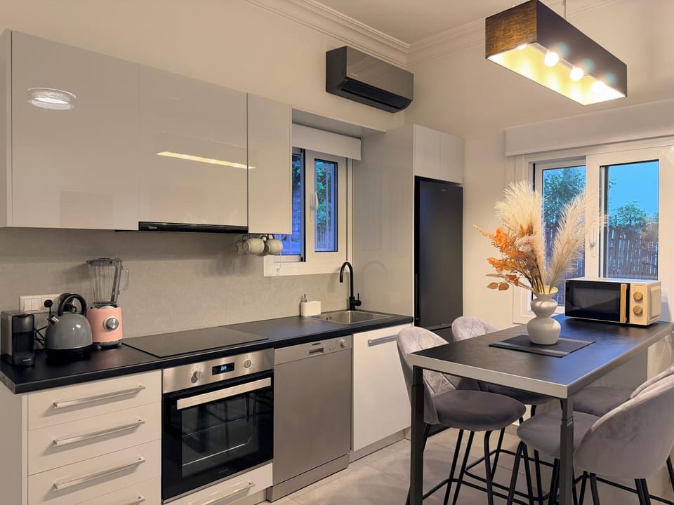 Riviera Bliss Apartment in East Attica Regional Unit, Greece