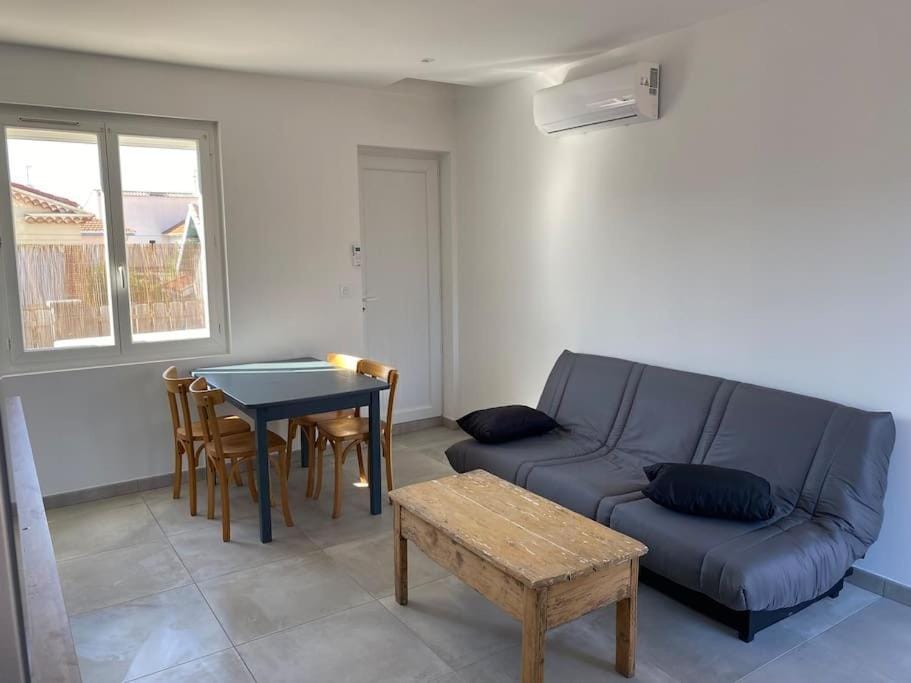 Appartement T2 centre ville à 400m de la plage Apartment in Occitanie
