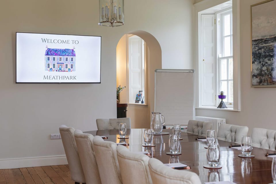 TV and multimedia, Dining area