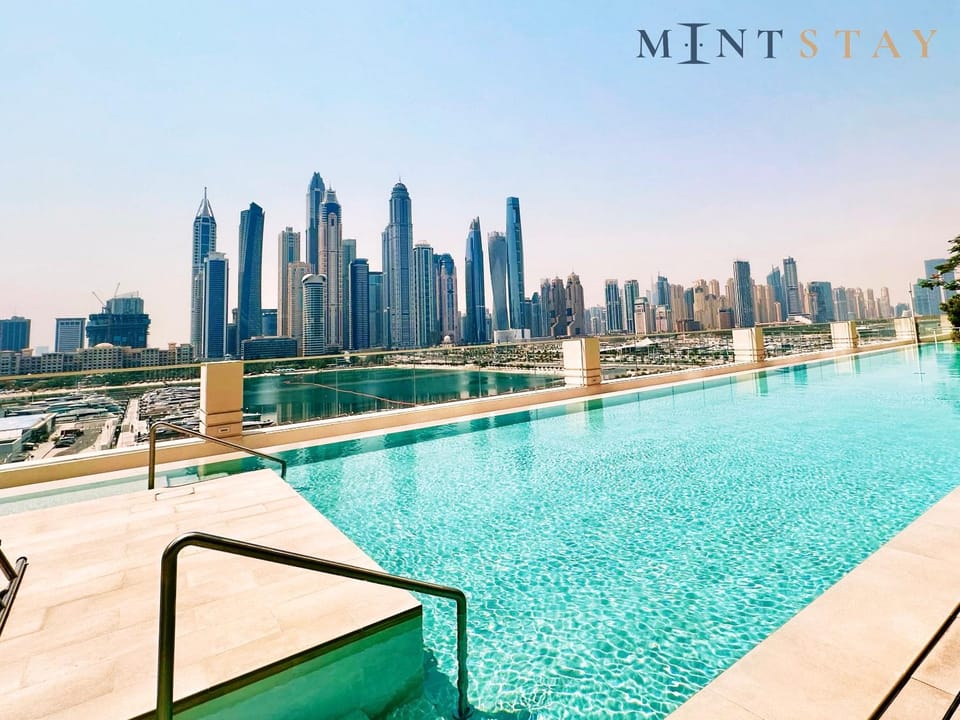 Marina Vista 2, Emaar Beachfront - Mint Stay Apartment in Dubai