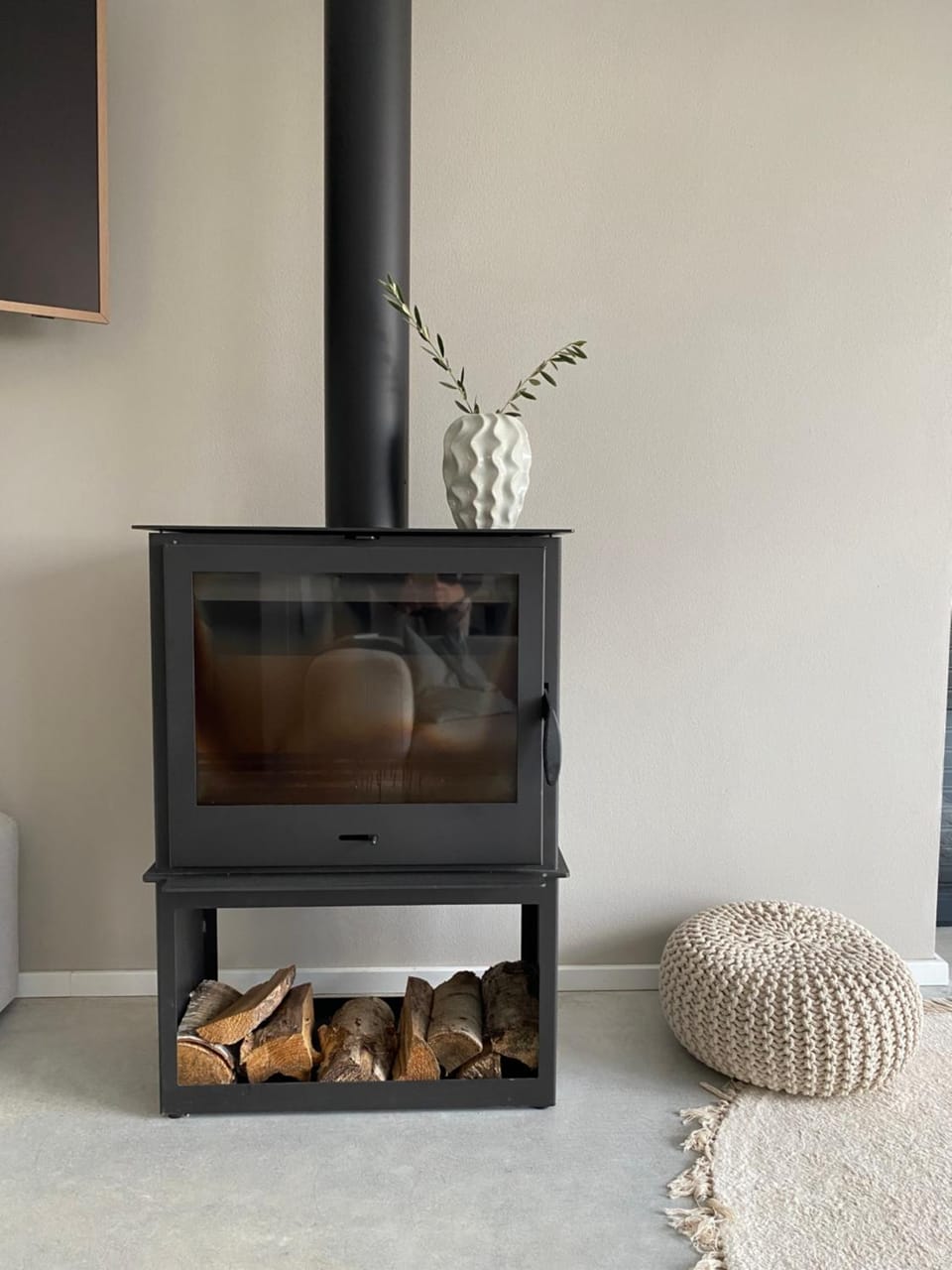 Living room, fireplace, fireplace