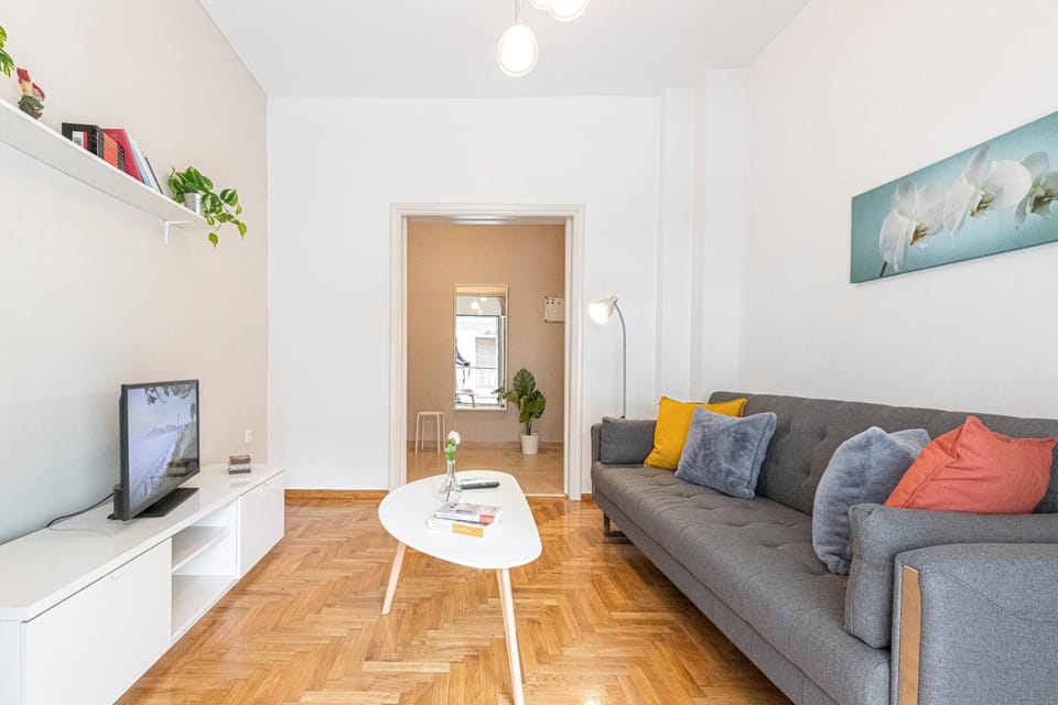 TV and multimedia, Seating area