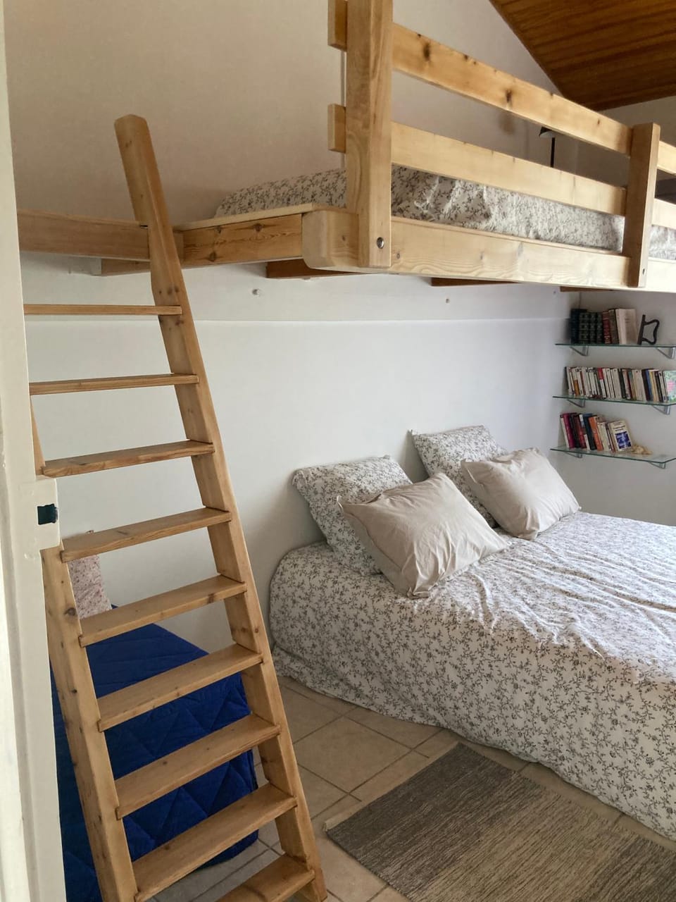 bunk bed