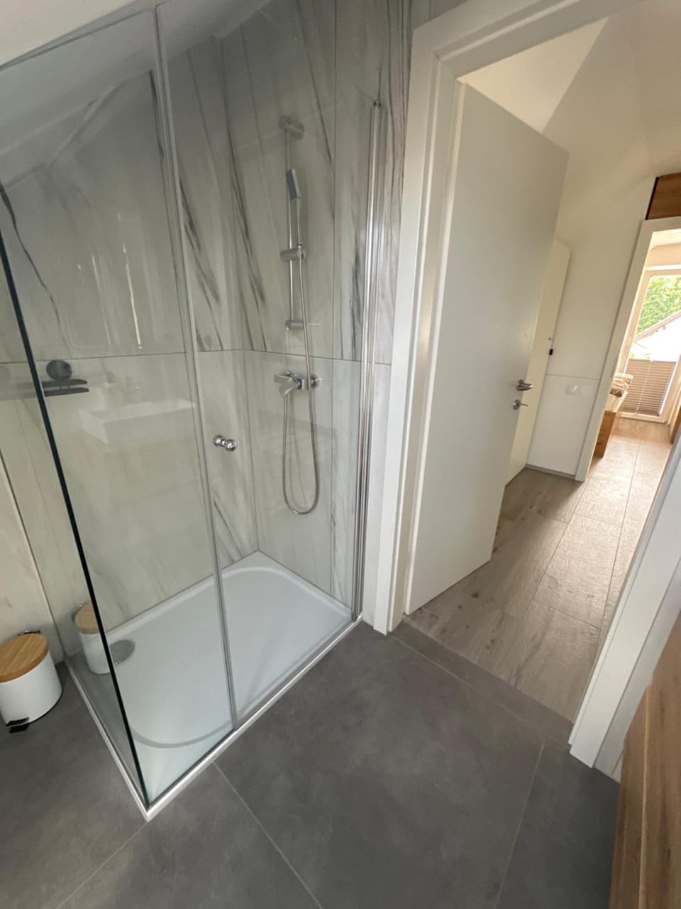Shower, Bathroom