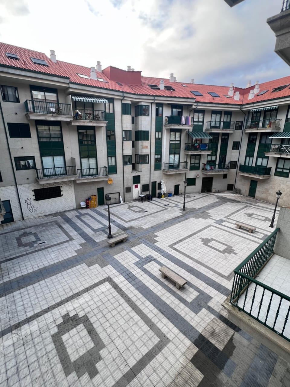 Property building, Day, Neighbourhood, Street view, Location
