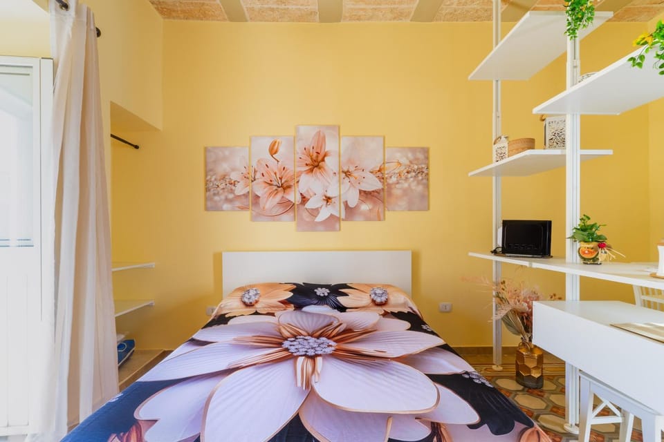 Living room, Bedroom