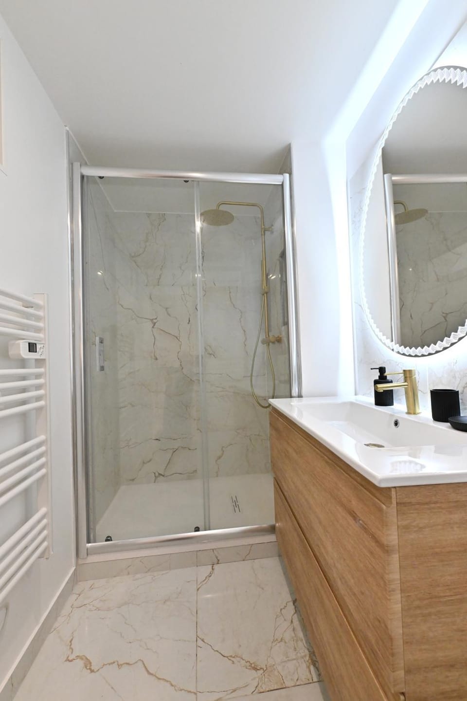 Shower, Bathroom
