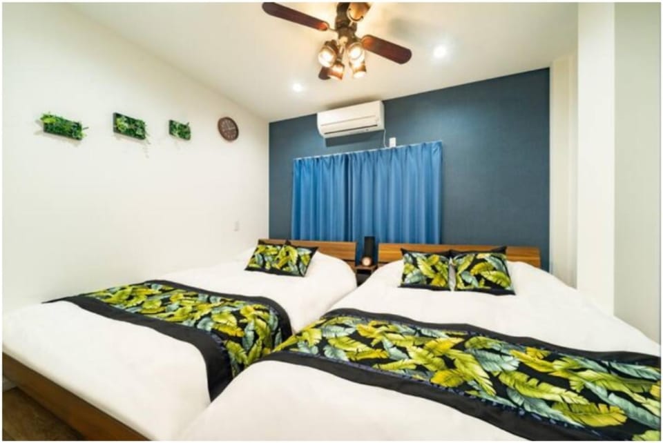 Bed, Bedroom, air conditioner