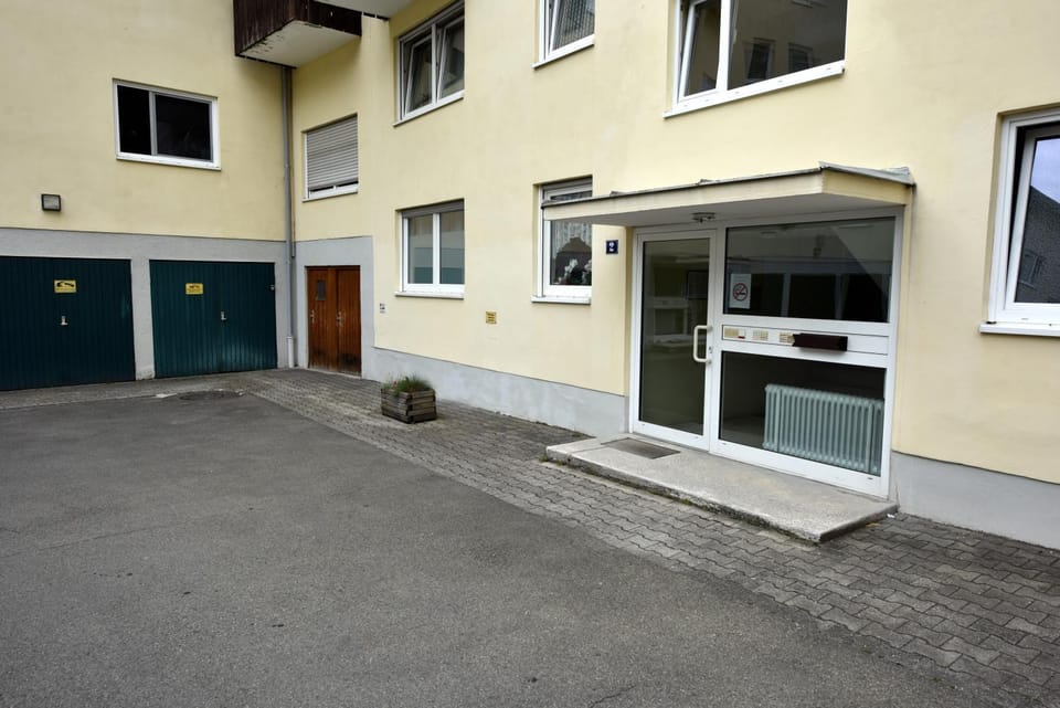 Property building, Facade/entrance