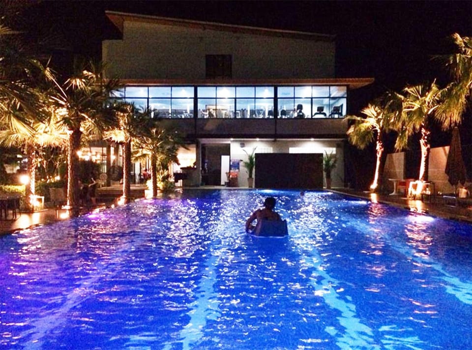 Fitness centre/facilities, Pool view, Swimming pool, Swimming pool