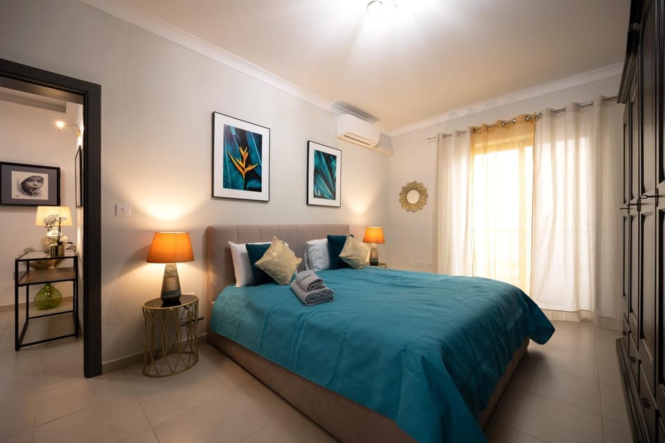 Seafront beautiful 3 bedroom with balcony KDOU1-1 Apartment in Malta