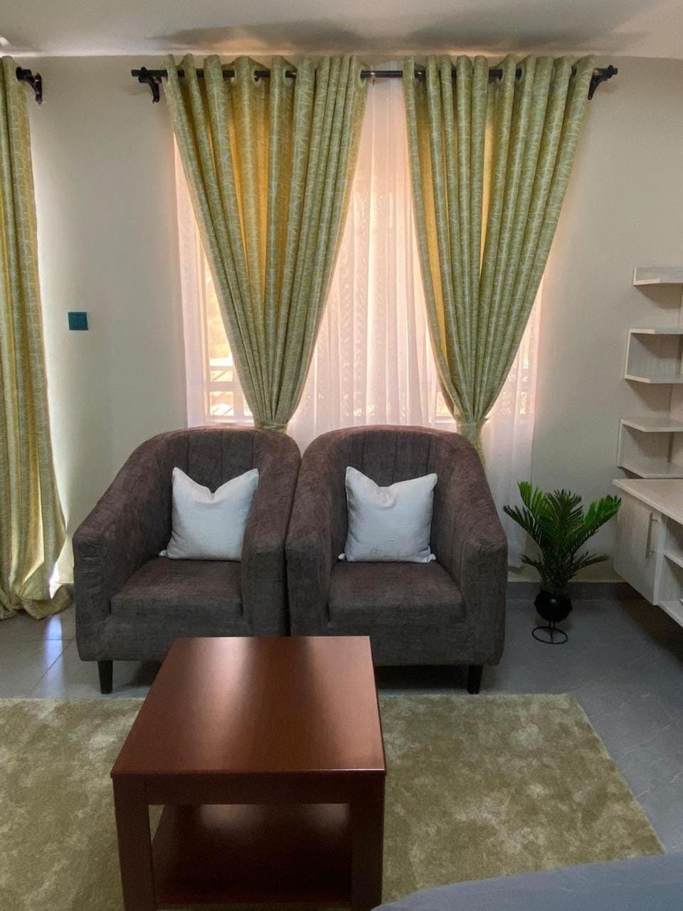 Living room, Seating area