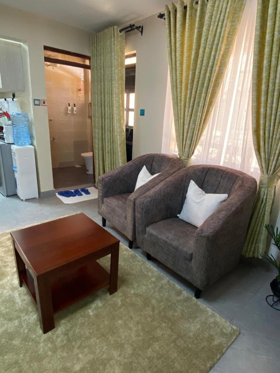 Living room, Seating area