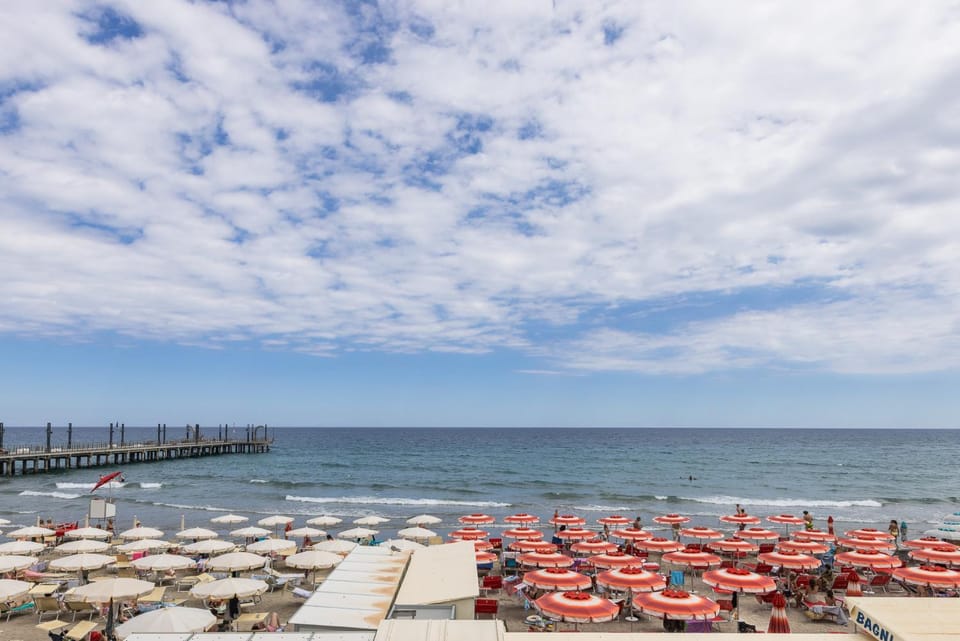 Balcony/Terrace, Beach