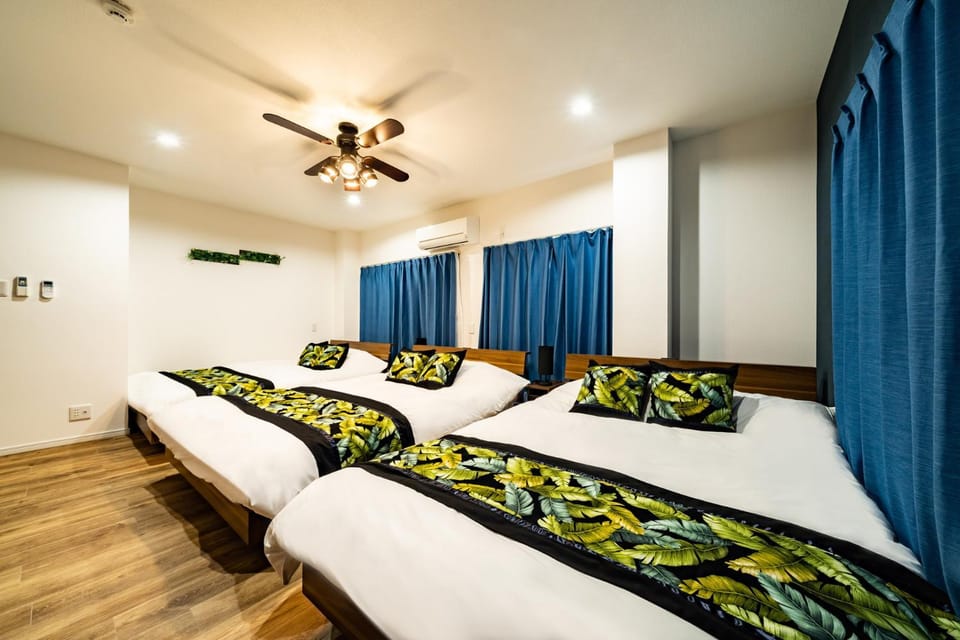 Bed, Bedroom, air conditioner