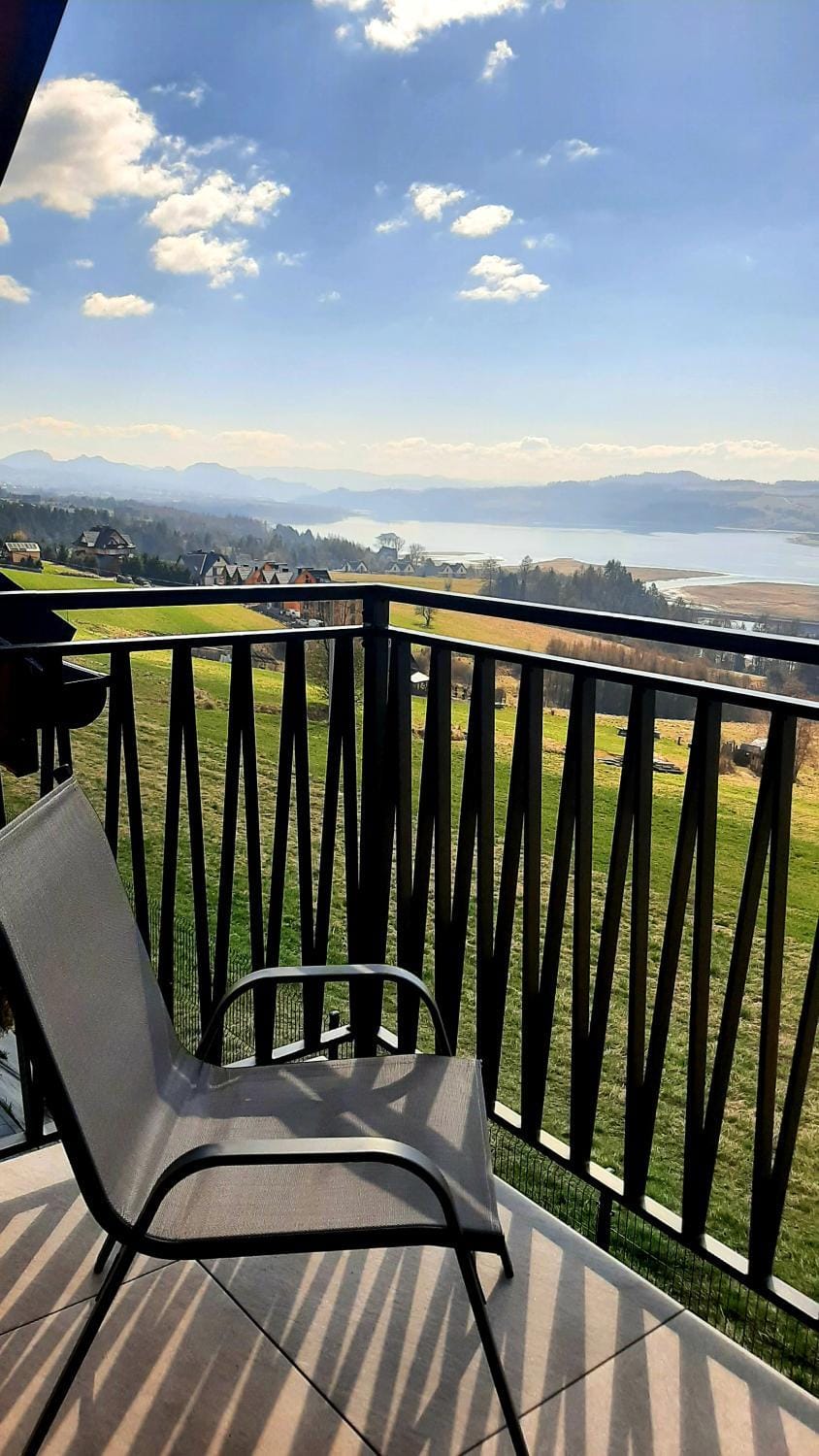 Balcony/Terrace, Lake view