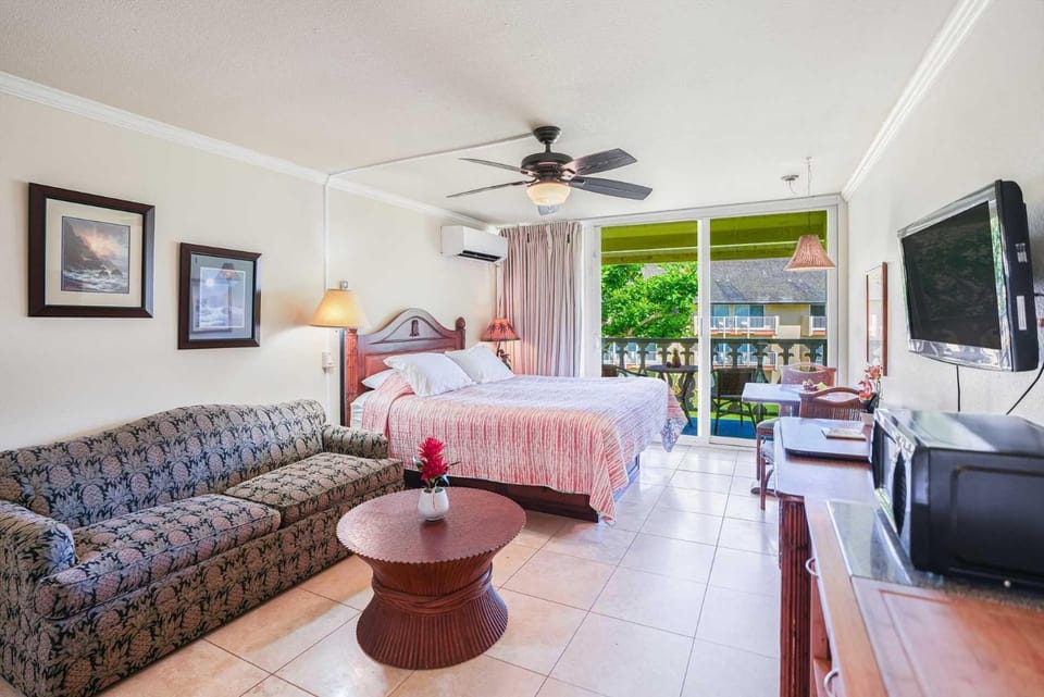 Islander on the Beach 320 Apartment in Waipouli Beach