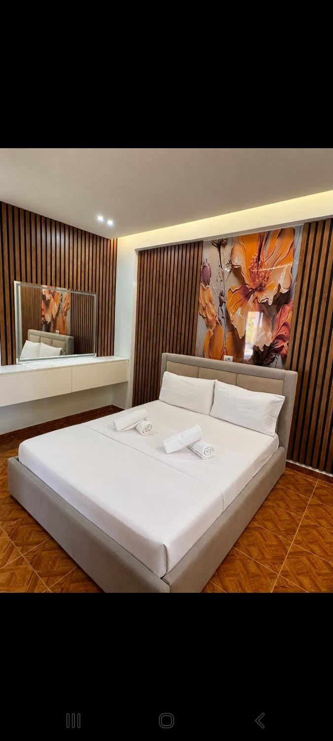 Cozy Corner Apartment in Ksamil
