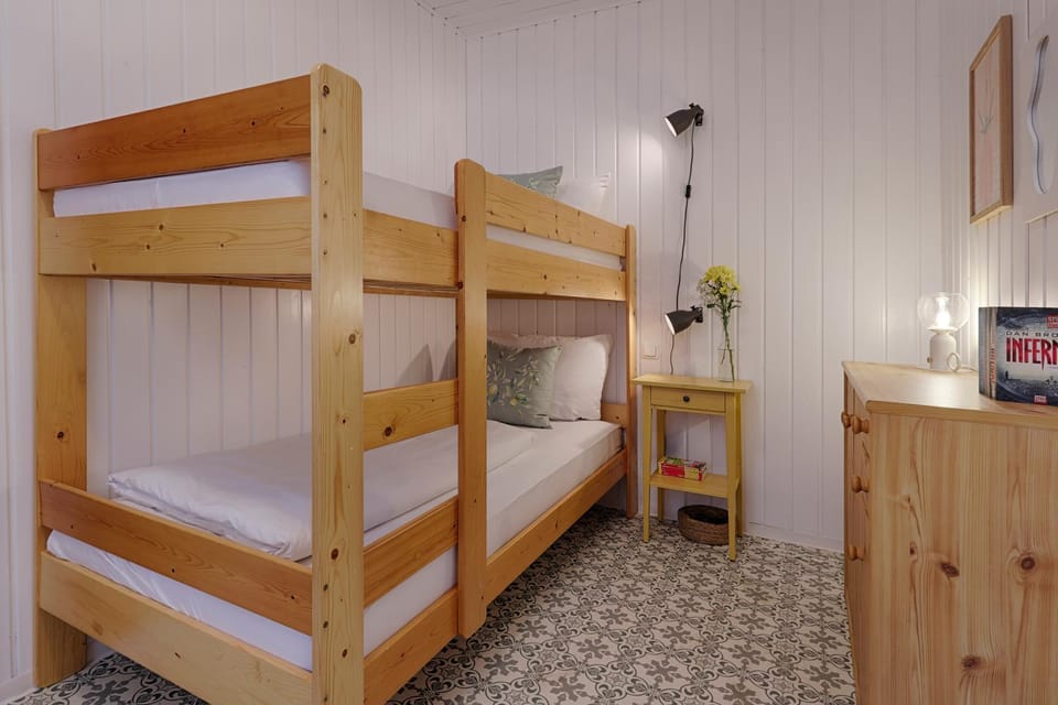 Photo of the whole room, Bedroom, bunk bed