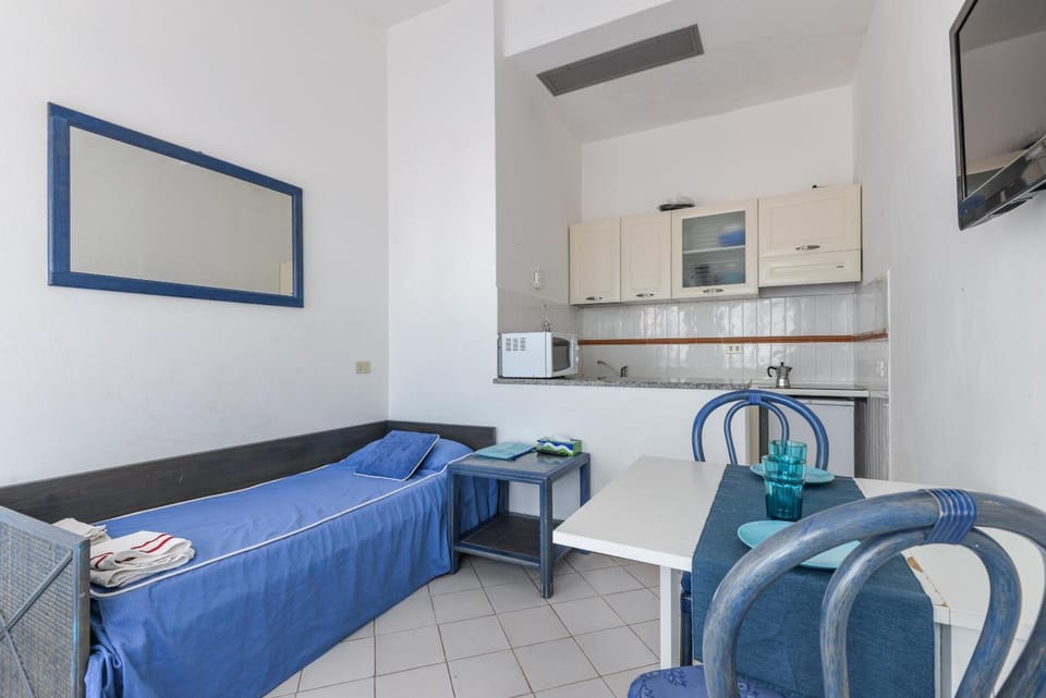 Property building, Living room, Bedroom